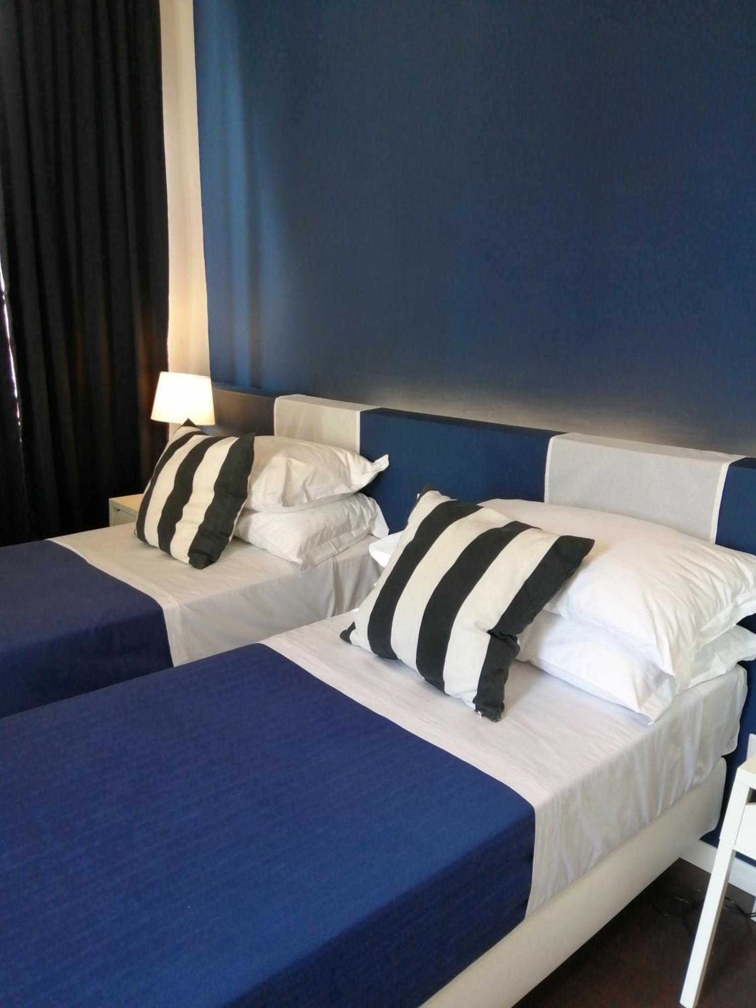 I Dioscuri Bed & Breakfast Napoli Dış mekan fotoğraf