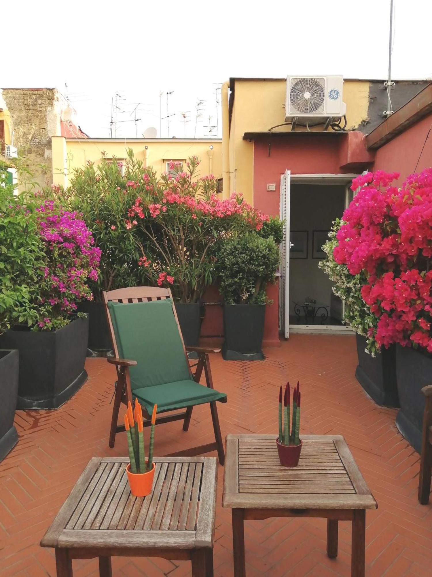 I Dioscuri Bed & Breakfast Napoli Dış mekan fotoğraf